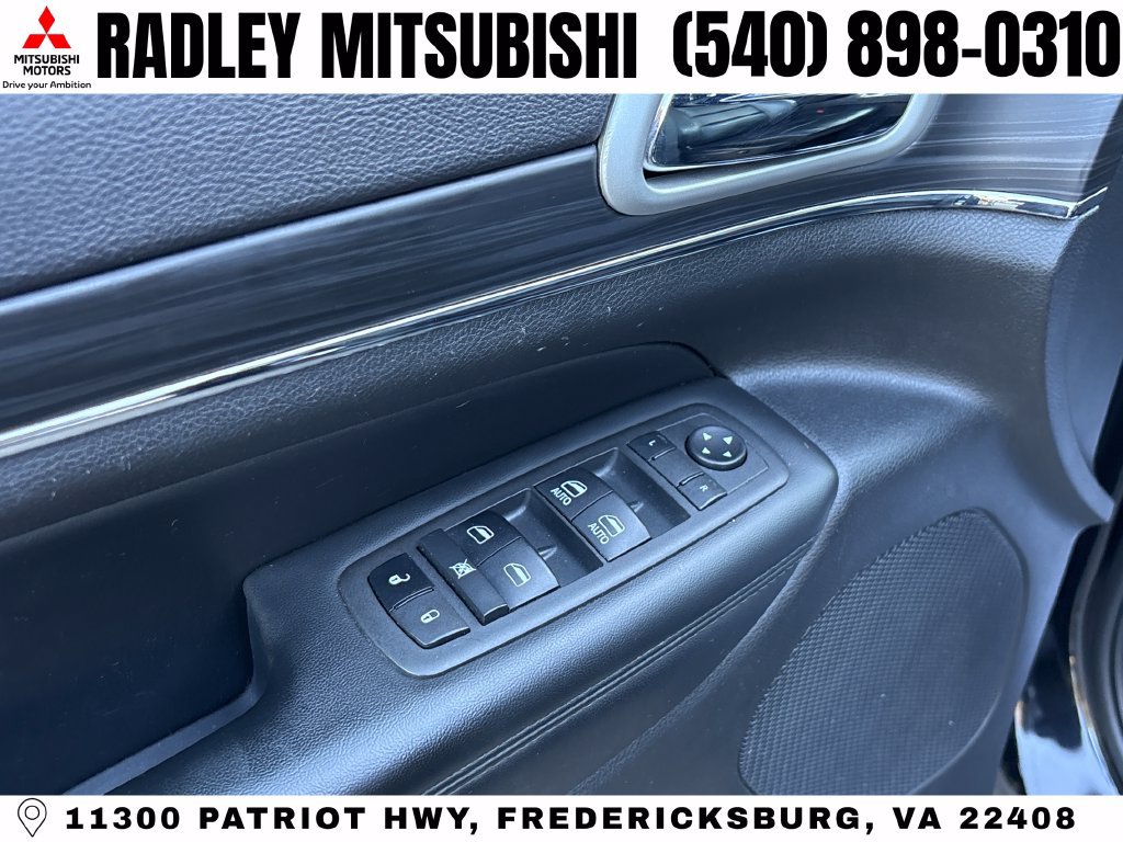 Used 2021 Jeep Grand Cherokee Limited w/ Premium Lighting Group AWD/4WD image 5