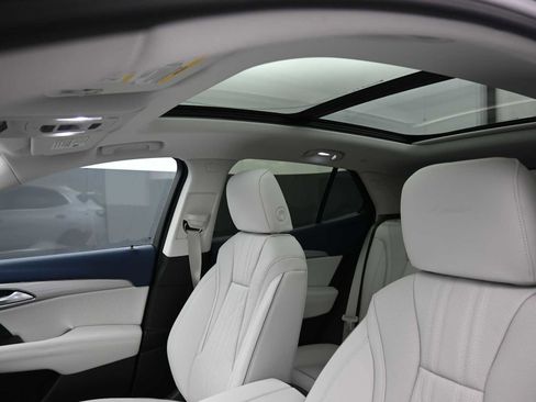 New 2026 Buick Envision Avenir image 21