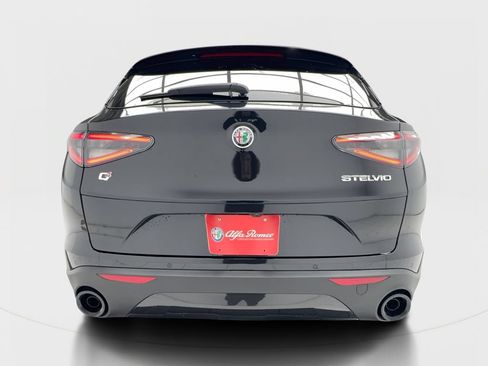 New 2025 Alfa Romeo Stelvio Sprint w/ Convenience Package AWD/4WD image 8