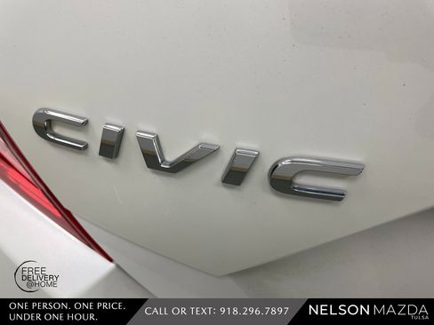 Used 2016 Honda Civic EX-T image 13