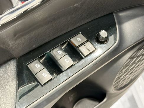 Certified 2017 Toyota Prius Prime Advanced w/ Carpet Mat Package image 18