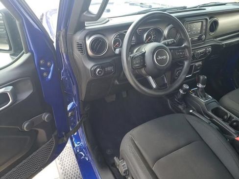 Used 2020 Jeep Wrangler Sport AWD/4WD image 12