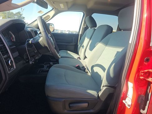 Used 2018 RAM 2500 Tradesman image 14