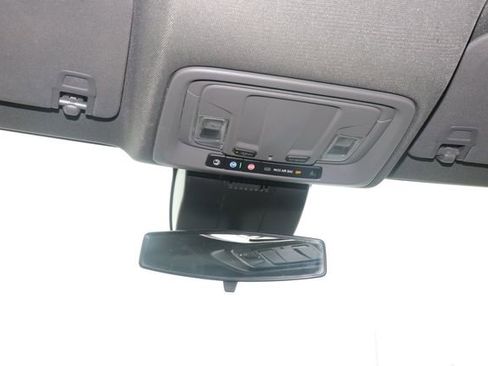 Used 2023 Chevrolet Silverado 1500 LT image 28