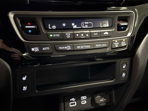 New 2026 Honda Ridgeline Black Edition image 12