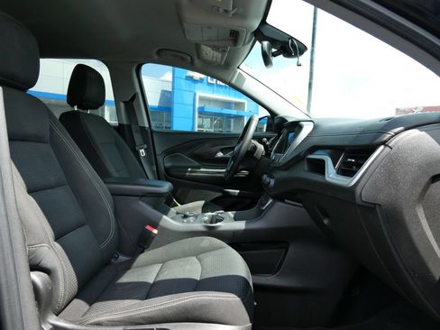 Certified 2024 GMC Terrain SLE w/ Driver Convenience Package FWD image 15