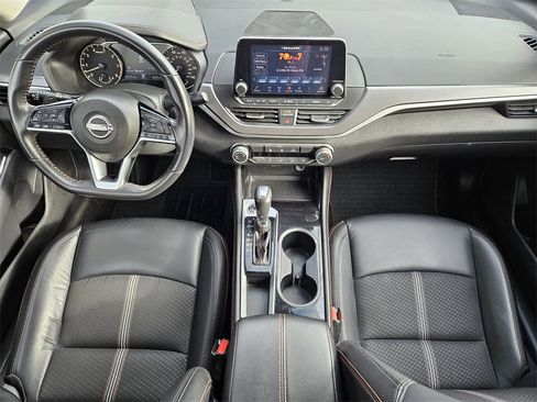 Used 2024 Nissan Altima 2.5 SR image 21