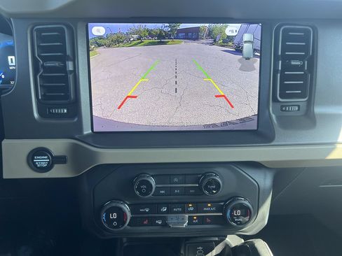 New 2026 Ford Bronco Big Bend w/ Black Diamond Package AWD/4WD image 5
