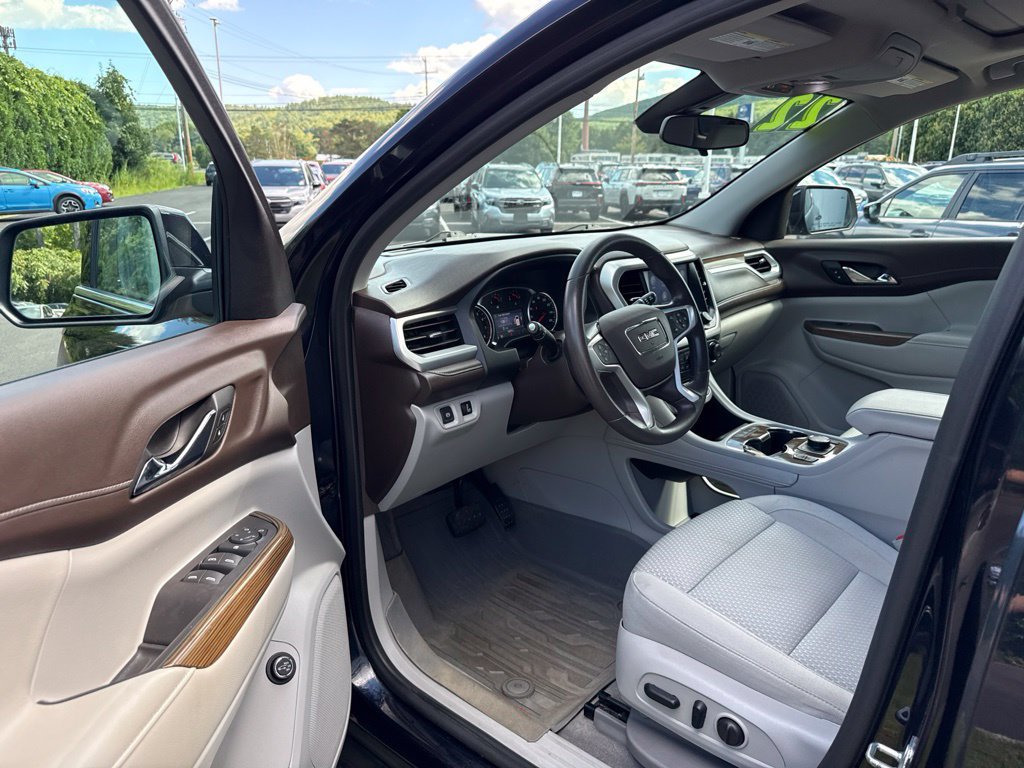 Used 2022 GMC Acadia SLE w/ Driver Convenience Package AWD/4WD image 21