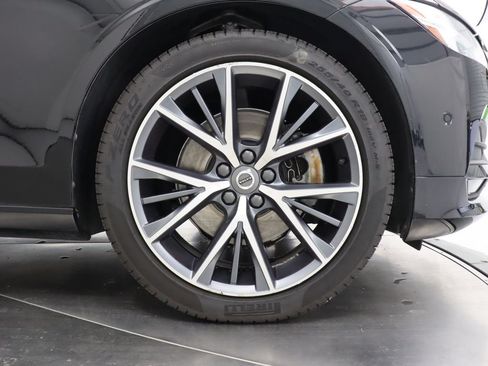 Used 2018 Volvo S90 T5 Momentum w/ Convenience Package AWD/4WD image 41