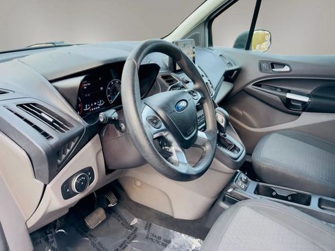 Used 2020 Ford Transit Connect XLT FWD image 17