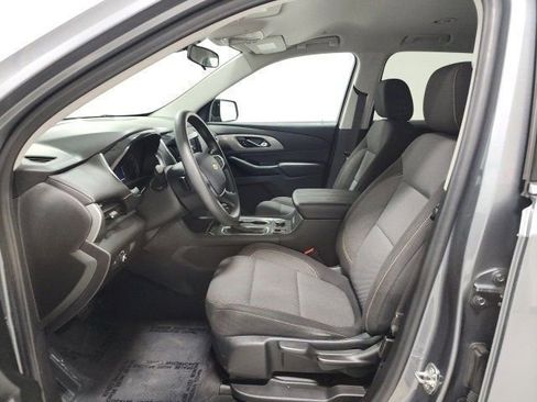 Used 2020 Chevrolet Traverse LS image 19