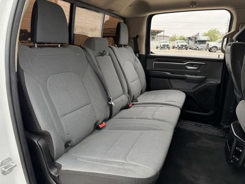 Used 2019 RAM 1500 Big Horn image 27