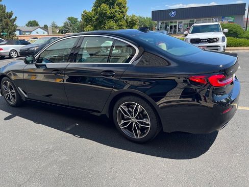 Used 2021 BMW 530i xDrive w/ Convenience Package image 5