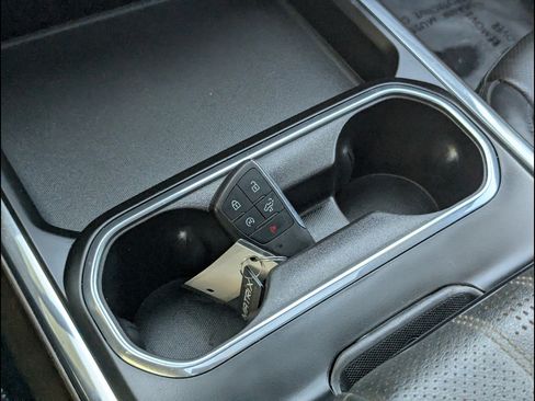 Used 2024 Chevrolet Silverado 2500 High Country w/ High Country Premium Package image 34