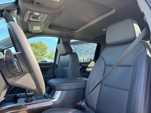 New 2026 GMC Sierra 1500 Elevation w/ Elevation Premium Package image 16