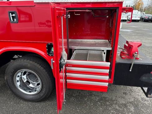 Used 2021 RAM 3500 Tradesman w/ Chrome Appearance Group image 33