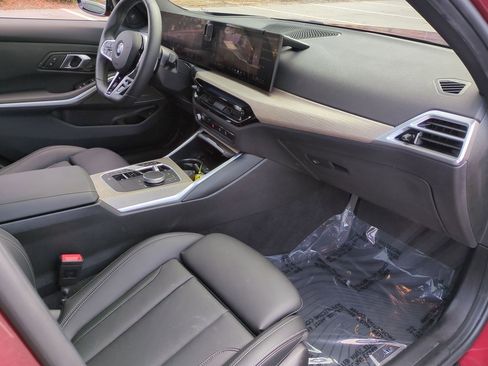 Used 2025 BMW 330i Sedan w/ M Sport Package image 47