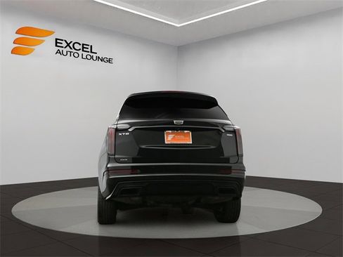 Used 2022 Cadillac XT6 Sport w/ LPO, ONYX Package image 38