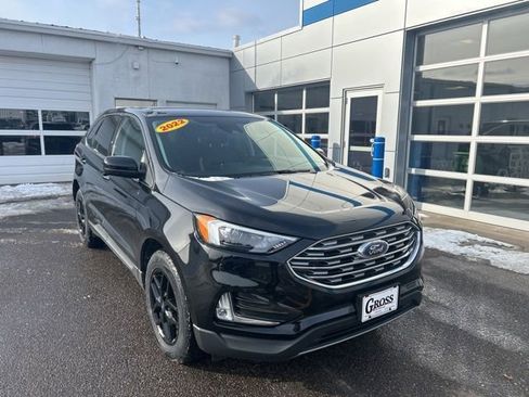 Used 2022 Ford Edge SEL w/ Convenience Package image 2