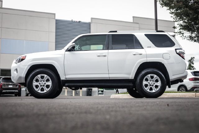 Used 2021 Toyota 4Runner SR5 Premium w/ Moonroof Package AWD/4WD image 13