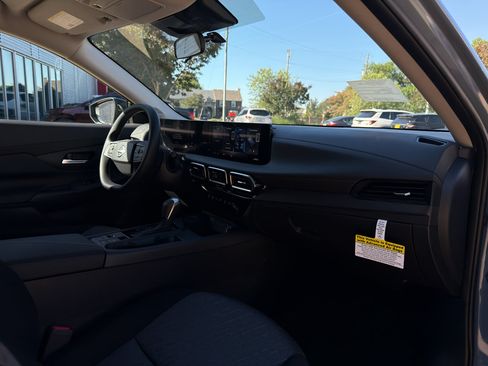 New 2026 Nissan Sentra SV FWD image 21