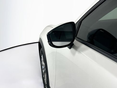 Used 2024 MAZDA CX-90 Plug-In Hybrid w/ Preferred AWD/4WD image 16