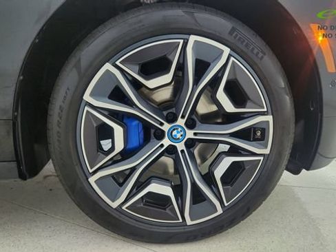 Used 2024 BMW iX xDrive50 w/ Sport Package AWD/4WD image 58