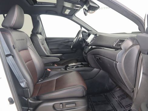 Used 2022 Honda Ridgeline Black Edition image 13