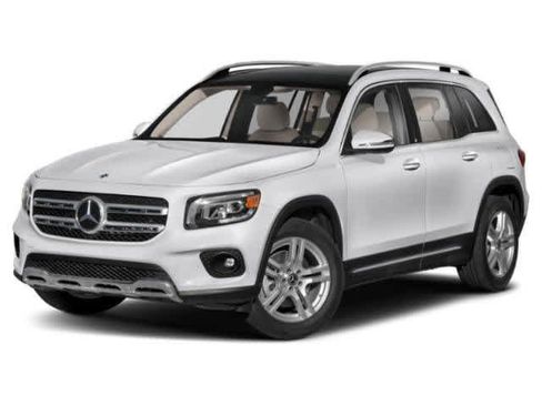 Used 2022 Mercedes-Benz GLB 250 4MATIC image 3