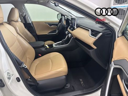 Used 2020 Toyota RAV4 Limited image 28