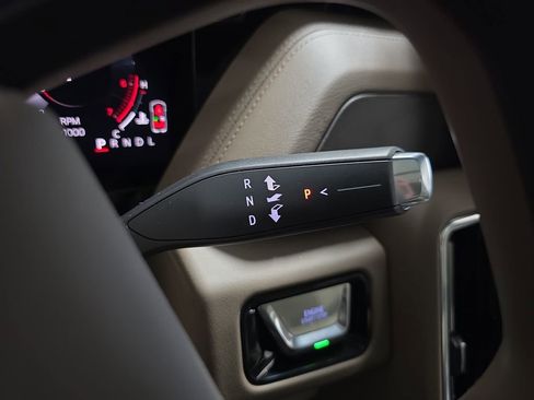 Used 2026 GMC Yukon XL Denali w/ Denali Reserve Package image 30