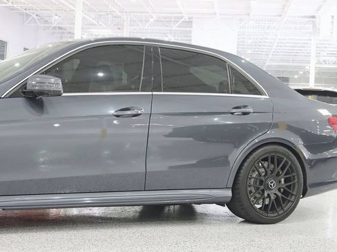 Used 2014 Mercedes-Benz E 63 AMG 4MATIC Sedan image 2
