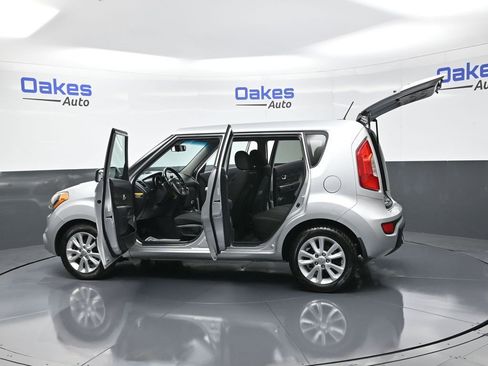 Used 2013 Kia Soul + image 51