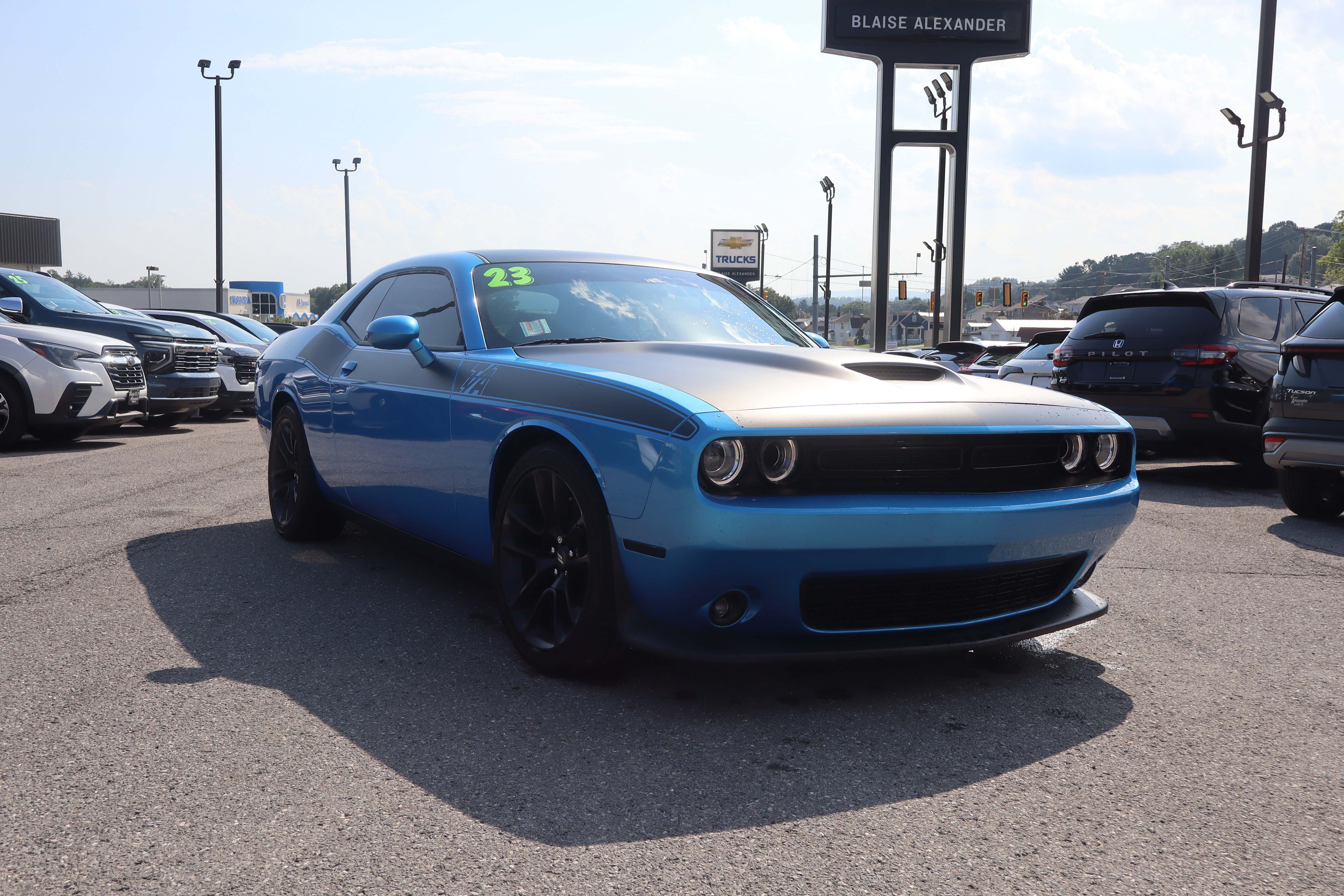 Used 2023 Dodge Challenger R/T w/ T/A Package RWD image 1