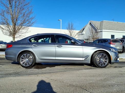 Used 2020 BMW 540i xDrive w/ Premium Package image 2