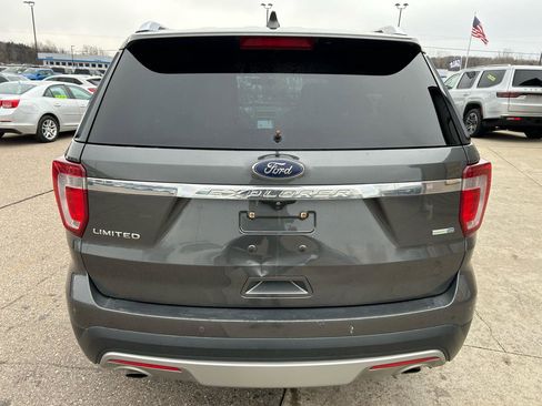 Used 2017 Ford Explorer Limited image 6