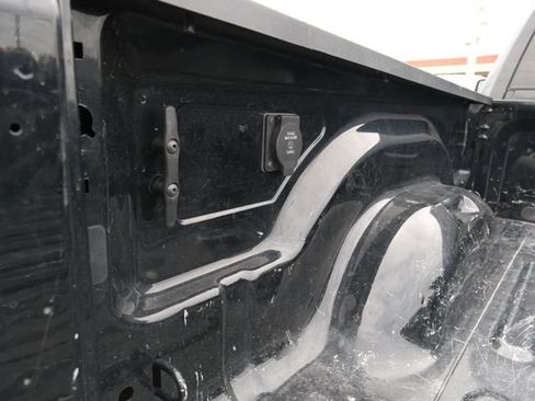 Used 2024 RAM 2500 Laramie w/ Safety Group AWD/4WD image 35
