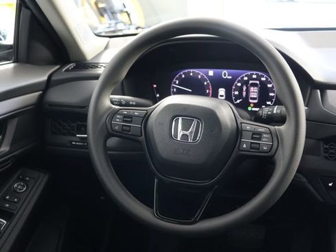 Certified 2025 Honda Accord SE image 10