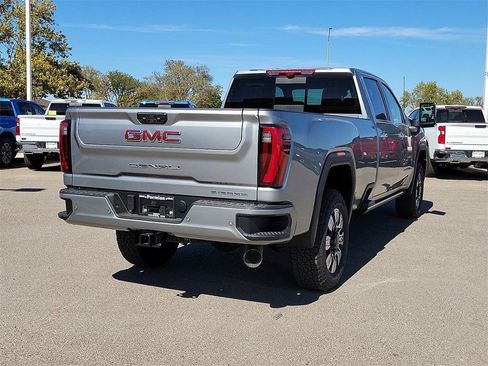 New 2026 GMC Sierra 3500 Denali w/ Denali Reserve Package image 10