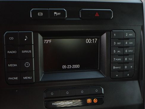 Used 2017 Ford F550 4x4 Regular Cab Super Duty image 32