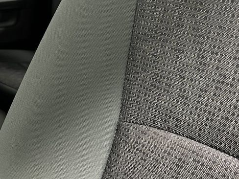 Used 2015 RAM 1500 Classic SLT w/ Luxury Group AWD/4WD image 15