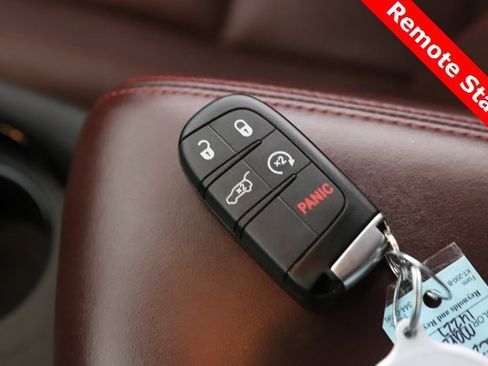 Used 2024 Dodge Durango Citadel image 3