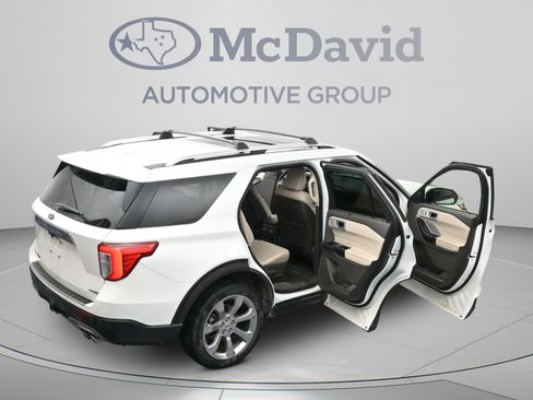 Used 2020 Ford Explorer Platinum w/ Premium Technology Package AWD/4WD image 47