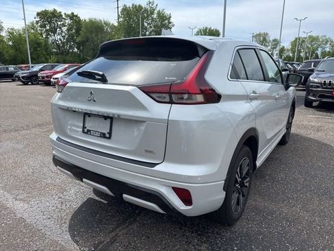Used 2026 Mitsubishi Eclipse Cross SEL AWD/4WD image 2