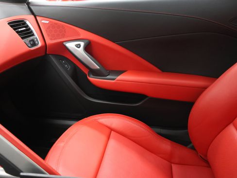 Used 2015 Chevrolet Corvette Stingray Coupe w/ 3LT Preferred Equipment Group RWD image 10