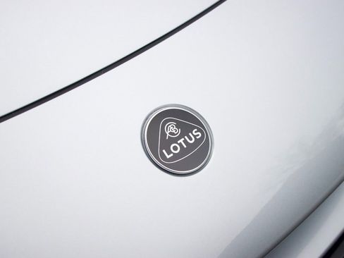 Used 2025 Lotus Emira image 23