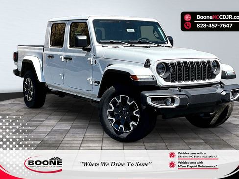 New 2026 Jeep Gladiator Mojave AWD/4WD image 1