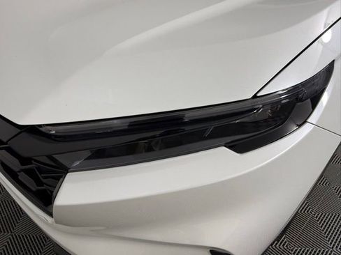 Used 2023 Honda CR-V Sport image 11