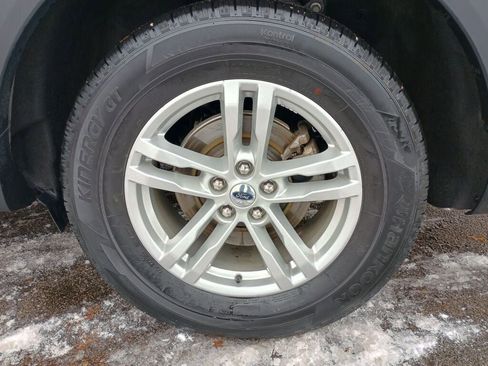 Used 2022 Ford Explorer XLT w/ Class IV Trailer Tow Package image 25